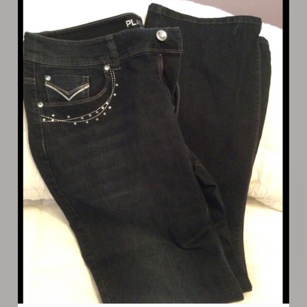 NWOT CHICO’S PLATINUM BOOT CUT JEANS